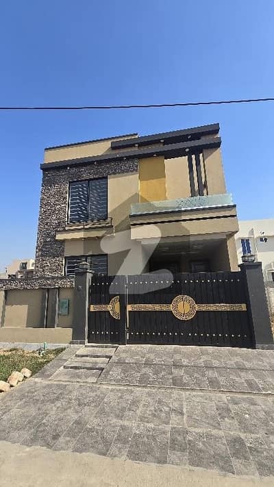 بحریہ نشیمن ۔ آئرس بحریہ نشیمن,لاہور میں 3 کمروں کا 5 مرلہ مکان 1.53 کروڑ میں برائے فروخت۔