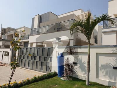 Falcon Complex New Malir House For sale Sized 500 Square Yards
