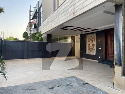 1 Kanal 6Beds Stunning House For Rent Phase 5 DHA Lahore