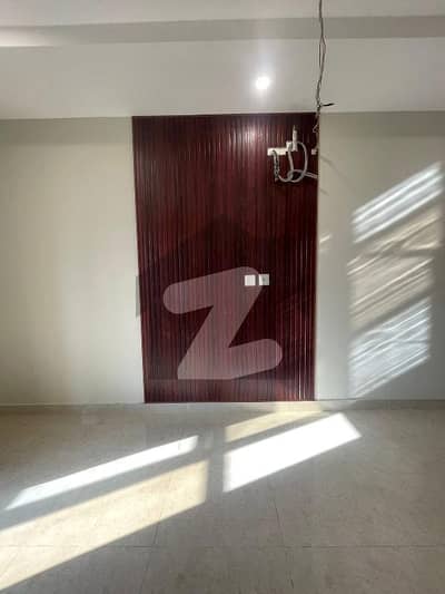 G-9-3 upper portion available for rent