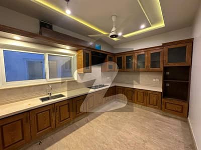 Renovated 35x80 Ground Portion for rent in I-8/3