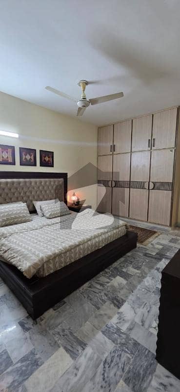 Well Furnished Room Mess & Bills Inculded Bachelor Only