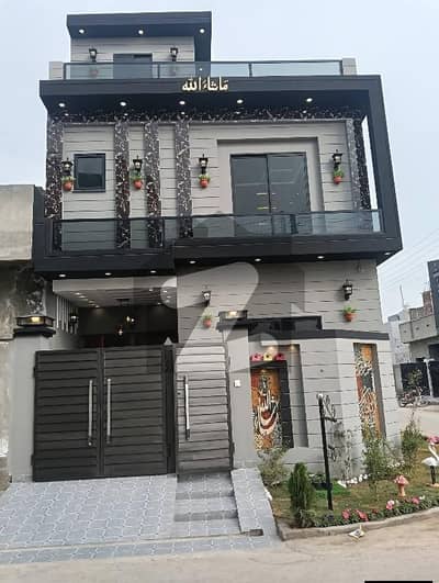 الحرم گارڈن لاہور میں 3 کمروں کا 3 مرلہ مکان 1.05 کروڑ میں برائے فروخت۔