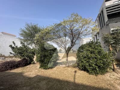 10 MARLA PLOT FOR SALE IN L BLOCK.