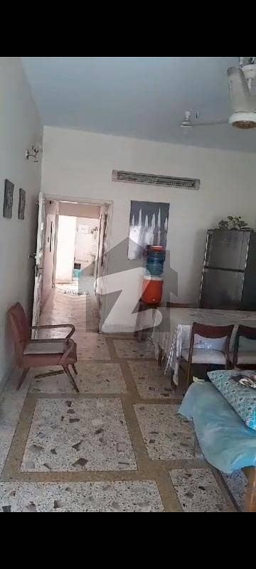 200 Yards G+1 2nd Floor 2 Bed D Kitchen