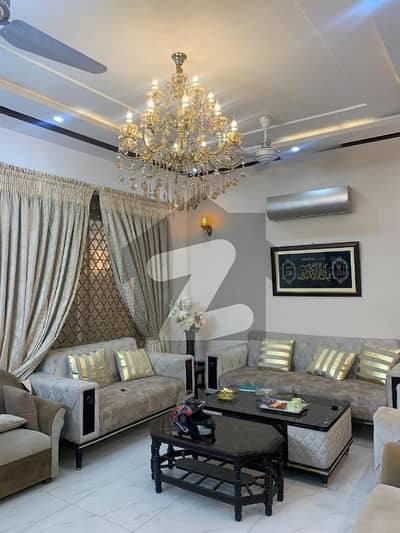 واپڈا ٹاؤن فیز 1 - بلاک اے2 واپڈا ٹاؤن فیز 1,واپڈا ٹاؤن,لاہور میں 5 کمروں کا 10 مرلہ مکان 4.3 کروڑ میں برائے فروخت۔