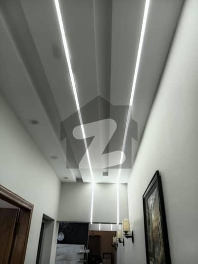 واپڈا ٹاؤن فیز 2 واپڈا ٹاؤن,لاہور میں 3 کمروں کا 10 مرلہ بالائی پورشن 75.0 ہزار میں کرایہ پر دستیاب ہے۔