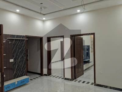 ایڈن ریزیڈینشیا ایڈن,لاہور میں 6 کمروں کا 6 مرلہ مکان 1.25 لاکھ میں کرایہ پر دستیاب ہے۔