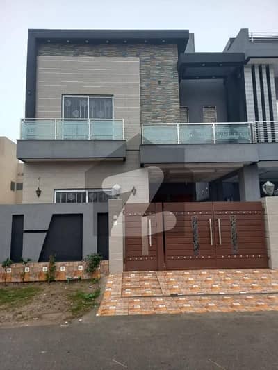 ڈی ایچ اے 11 رہبر فیز 2 ڈی ایچ اے 11 رہبر,لاہور میں 3 کمروں کا 5 مرلہ مکان 95.0 ہزار میں کرایہ پر دستیاب ہے۔