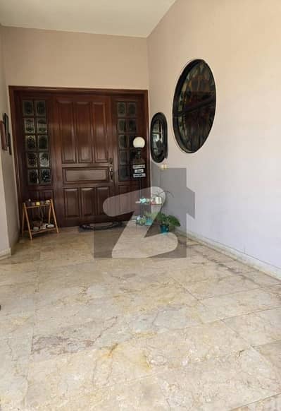 ڈی ایچ اے فیز 6 ڈی ایچ اے ڈیفینس,کراچی میں 7 کمروں کا 2 کنال مکان 25.0 کروڑ میں برائے فروخت۔