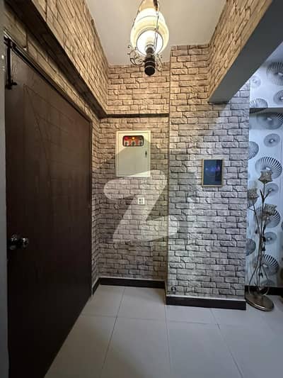 گلستانِِ جوہر ۔ بلاک اے 3 گلستانِ جوہر,کراچی میں 2 کمروں کا 5 مرلہ فلیٹ 1.7 کروڑ میں برائے فروخت۔