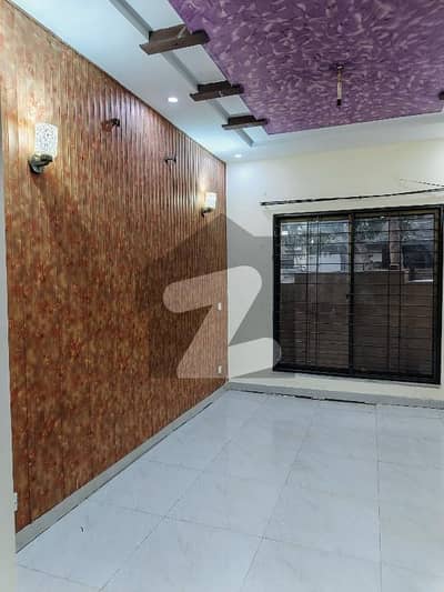 8 MARLA LOWER PORTION FOR RENT IN MILITARY ACCOUNT MAIN COLLEGE ROAD LHR 8 MARLA LOWER PORTION FOR RENT IN MILITARY ACCOUNT MAIN COLLEGE ROAD LHR