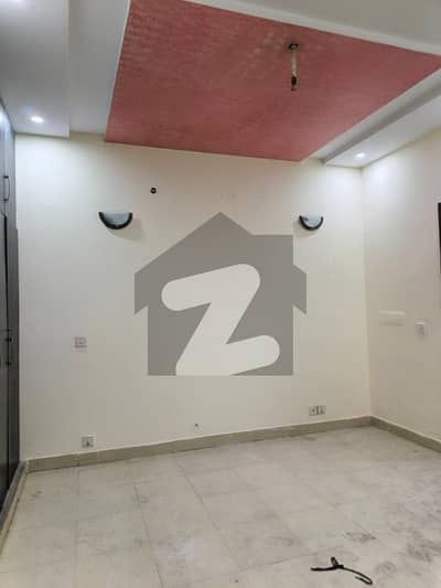 4 MARLA 2nd Floor Flat For Rent In Military Accounts Main College Road Lhr