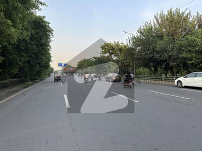 ڈی ۔ 12/2 ڈی ۔ 12,اسلام آباد میں 1 کنال رہائشی پلاٹ 12.85 کروڑ میں برائے فروخت۔