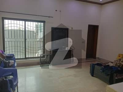 ONE KANAL OLD HOUSE FOR SALE IN Valencia Town lahore owner build