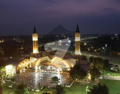 10 Marla Plot Available For Sale