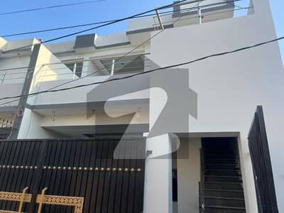 ایم اے جناح روڈ ملتان میں 3 کمروں کا 5 مرلہ مکان 1.1 کروڑ میں برائے فروخت۔