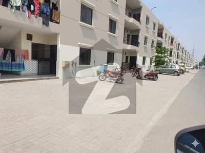 5 Marla Flat 1st Floor In Khayaban E Amin P-Block Near Pine Avenue Lahore