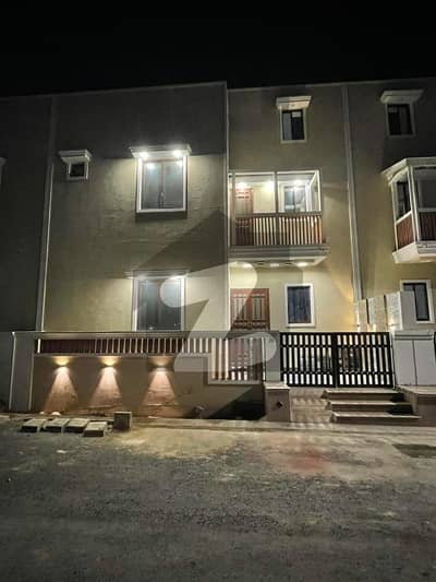 نیا ناظم آباد کراچی میں 4 کمروں کا 5 مرلہ مکان 1.25 لاکھ میں کرایہ پر دستیاب ہے۔