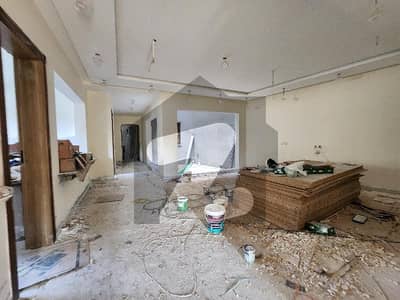 جوہر ٹاؤن لاہور میں 1 کنال عمارت 6.0 لاکھ میں کرایہ پر دستیاب ہے۔