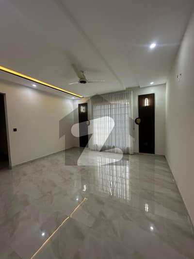 FULL HOUSE FOR RENT IN EDEN BOULEVARD SOCIETY COLLEGE ROAD LAHORE