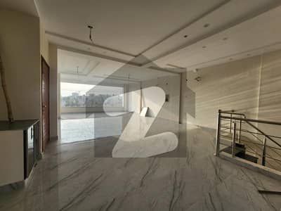 8 Marla Commercial Hall Office For Rent