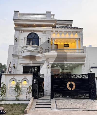 5 Marla Modern Villa Available For Sale In Block EE Citi Housing Gujranwala