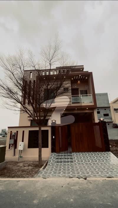 رئیل پام سٹی ایمن آباد موڑ,گوجرانوالہ میں 4 کمروں کا 5 مرلہ مکان 1.85 کروڑ میں برائے فروخت۔ رئیل پام سٹی ایمن آباد موڑ,گوجرانوالہ میں 4 کمروں کا 5 مرلہ مکان 1.85 کروڑ میں برائے فروخت۔