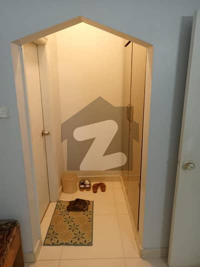 ڈی ایچ اے فیز 4 ڈی ایچ اے ڈیفینس,کراچی میں 4 کمروں کا 12 مرلہ مکان 9.5 کروڑ میں برائے فروخت۔