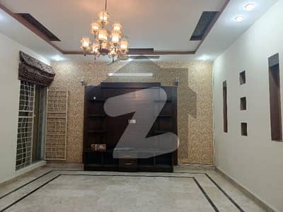 پی آئی اے ہاؤسنگ سکیم لاہور میں 3 کمروں کا 10 مرلہ بالائی پورشن 80.0 ہزار میں کرایہ پر دستیاب ہے۔