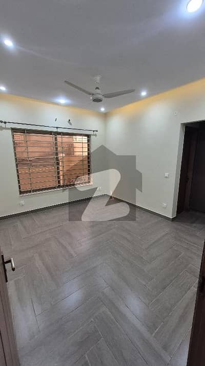 بحریہ انکلیو بحریہ ٹاؤن,اسلام آباد میں 2 کمروں کا 10 مرلہ زیریں پورشن 80.0 ہزار میں کرایہ پر دستیاب ہے۔