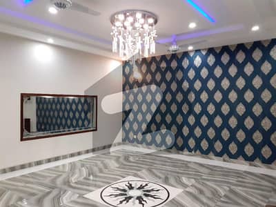 بحریہ ٹاؤن ٹیولپ بلاک بحریہ ٹاؤن سیکٹر سی,بحریہ ٹاؤن,لاہور میں 2 کمروں کا 10 مرلہ زیریں پورشن 65.0 ہزار میں کرایہ پر دستیاب ہے۔