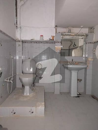 North nazimabad block S demolished house 1st street 400 Facing Sweet water with out moter