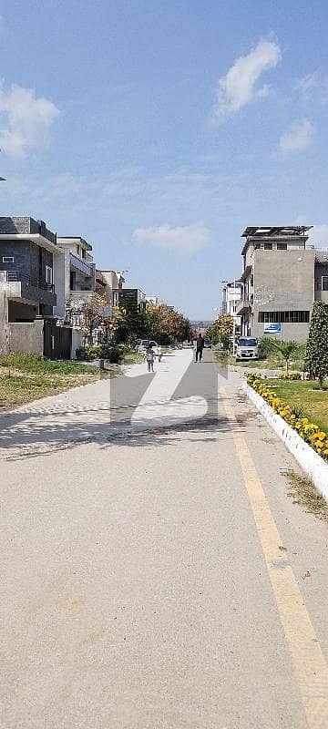 ایم پی سی ایچ ایس ۔ ملٹی گارڈنز بی ۔ 17,اسلام آباد میں 5 کمروں کا 7 مرلہ مکان 1.1 لاکھ میں کرایہ پر دستیاب ہے۔ ایم پی سی ایچ ایس ۔ ملٹی گارڈنز بی ۔ 17,اسلام آباد میں 5 کمروں کا 7 مرلہ مکان 1.1 لاکھ میں کرایہ پر دستیاب ہے۔