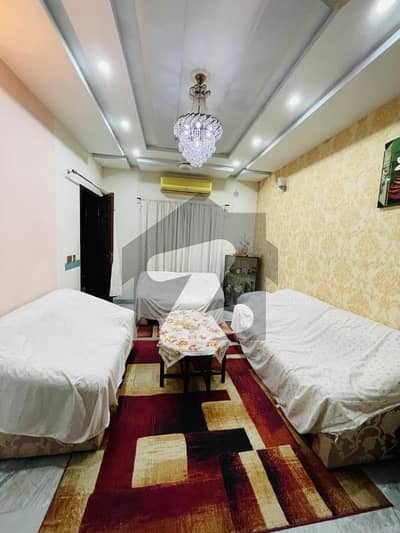 آرکیٹیکٹس انجنیئرز ہاؤسنگ سوسائٹی لاہور میں 3 کمروں کا 10 مرلہ بالائی پورشن 75.0 ہزار میں کرایہ پر دستیاب ہے۔