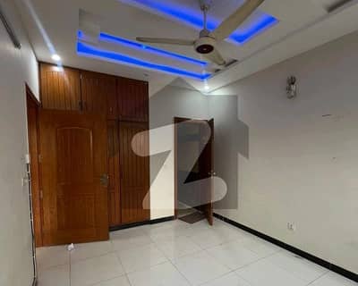 Lower Portion For rent In G-13