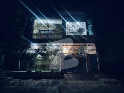 گلشنِ معمار - سیکٹر ایکس گلشنِ معمار,گداپ ٹاؤن,کراچی میں 6 کمروں کا 8 مرلہ مکان 2.75 کروڑ میں برائے فروخت۔