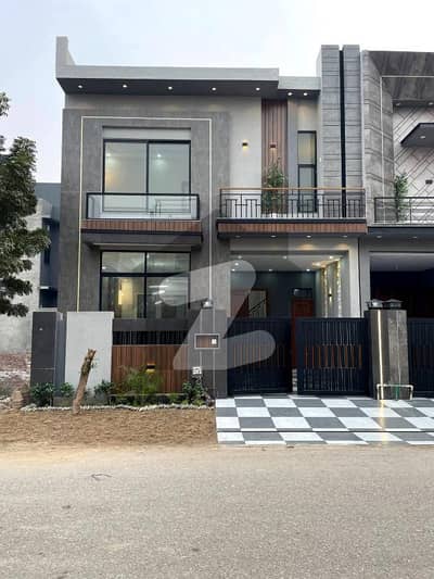 1-3 Years Instalment Plan & Cash Options solid Build 05 Marla Modern House Available In Park View City Lahore 1-3 Years Instalment Plan & Cash Options solid Build 05 Marla Modern House Available In Park View City Lahore