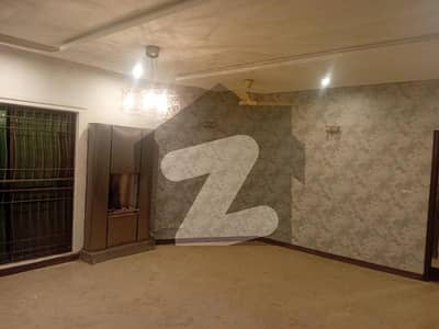 ڈی ایچ اے فیز 4 - بلاک ڈبل اے فیز 4,ڈیفنس (ڈی ایچ اے),لاہور میں 4 کمروں کا 1 کنال مکان 2.2 لاکھ میں کرایہ پر دستیاب ہے۔ ڈی ایچ اے فیز 4 - بلاک ڈبل اے فیز 4,ڈیفنس (ڈی ایچ اے),لاہور میں 4 کمروں کا 1 کنال مکان 2.2 لاکھ میں کرایہ پر دستیاب ہے۔