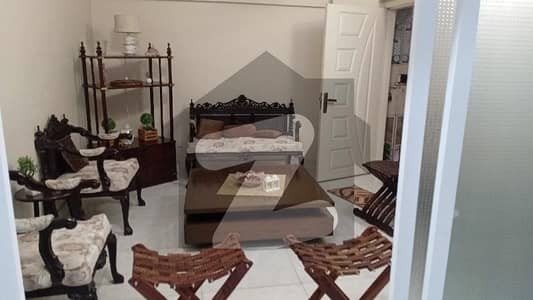 Main Ameer Khusro Road Flat Available For Sale