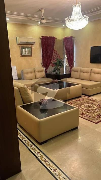 عبداللہ گارڈنز ایسٹ کینال روڈ,کینال روڈ,فیصل آباد میں 5 کمروں کا 1 کنال مکان 4.75 لاکھ میں کرایہ پر دستیاب ہے۔