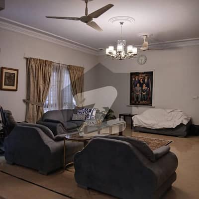 ڈی ایچ اے فیز 6 ڈی ایچ اے ڈیفینس,کراچی میں 5 کمروں کا 1 کنال مکان 15.0 کروڑ میں برائے فروخت۔