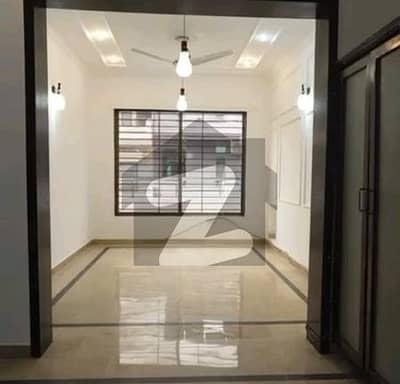 ای ۔ 11 اسلام آباد میں 5 کمروں کا 7 مرلہ مکان 4.3 کروڑ میں برائے فروخت۔