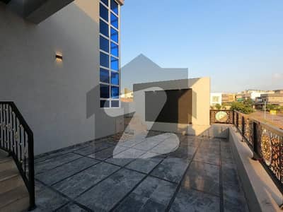 Commercial And Residential Purpose E-11 Kanal House 9 Bed DD TvL SQ Rent Demand 4.70 Lac