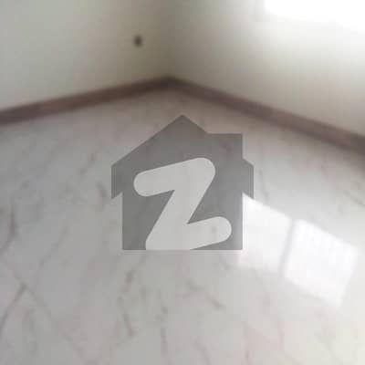 1300 Square Feet Flat In Stunning Gulshan-e-Iqbal - Block 16 Is Available For rent