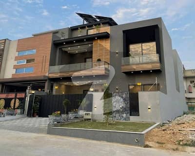 Centrally Located House In MPCHS - Block B Extension 1 Is Available For sale