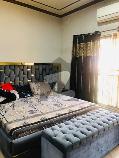 ریاض الجنہ - عمر بلاک ریاض الجنہ,فیصل آباد میں 2 کمروں کا 8 مرلہ بالائی پورشن 50.0 ہزار میں کرایہ پر دستیاب ہے۔