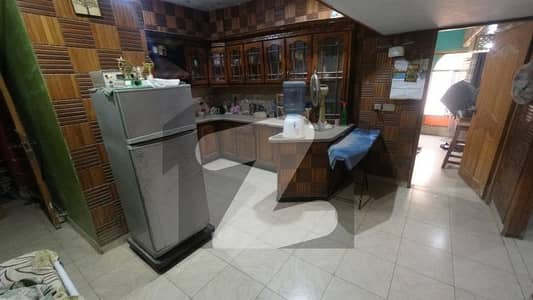 نارتھ ناظم آباد ۔ بلاک کے نارتھ ناظم آباد,کراچی میں 3 کمروں کا 4 مرلہ فلیٹ 1.25 کروڑ میں برائے فروخت۔