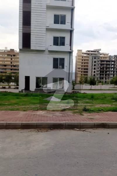 1 kannal commercial plot for sale in Bahria Town