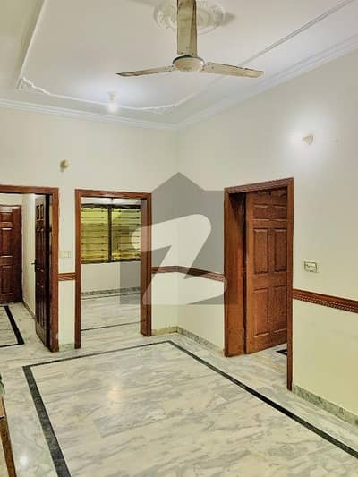 25*40 4 Marla Double Story street Corner Full House available For Rent